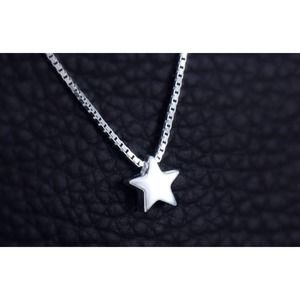 Star Pendant Necklace Choker